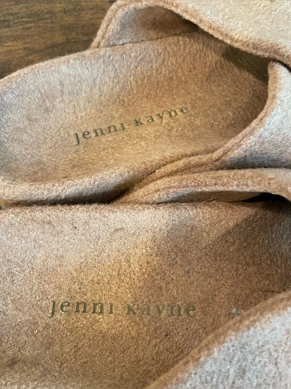 Jenni Kayne Crossover Slide Sandals Taupe Brown Felt Minimalist Women’s Size 38
